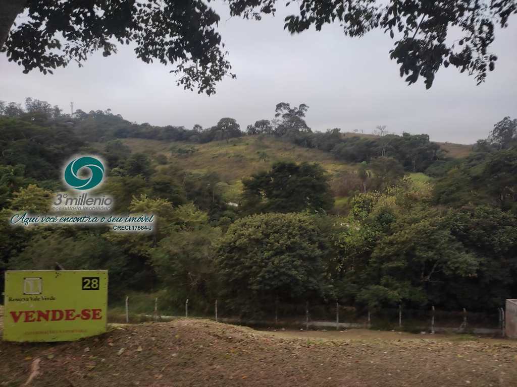 Terreno em Cotia, no bairro Jardim Caiapiá