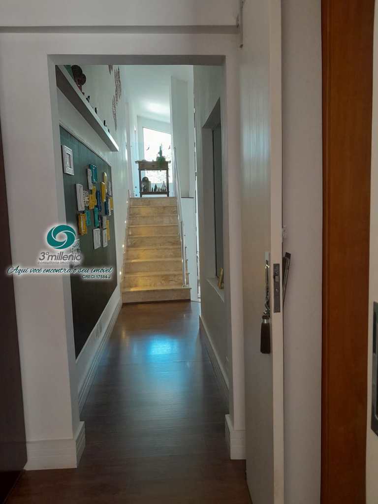 Casa em Jandira, no bairro Nova Higienópolis