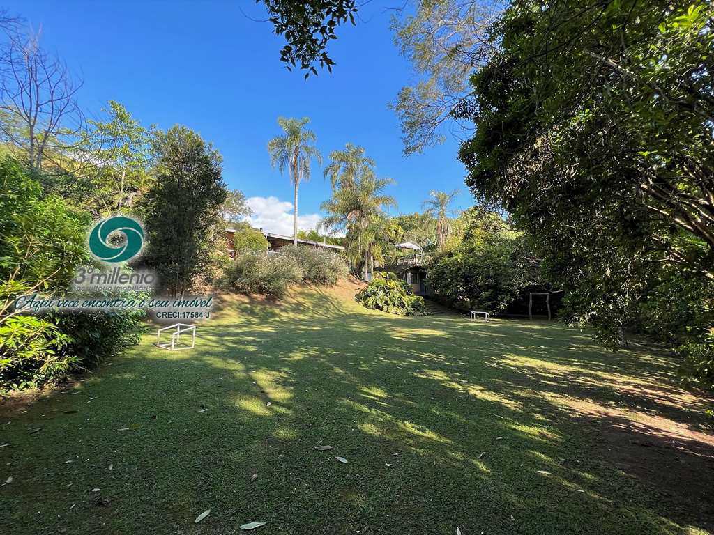 Casa em Jandira, no bairro Chácaras do Peroba