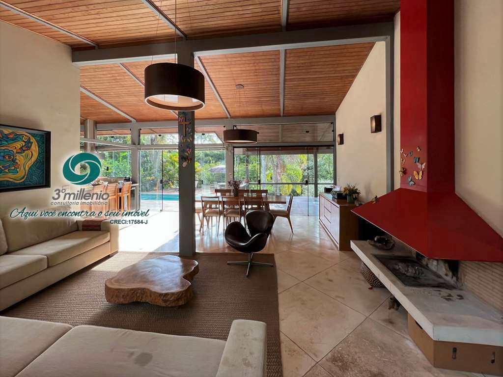 Casa em Jandira, no bairro Chácaras do Peroba