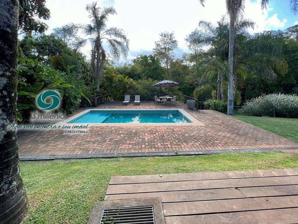 Casa em Jandira, no bairro Chácaras do Peroba