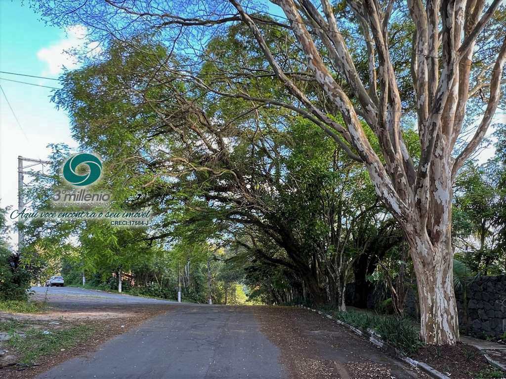 Casa em Jandira, no bairro Chácaras do Peroba