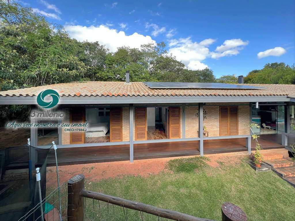 Casa em Jandira, no bairro Chácaras do Peroba