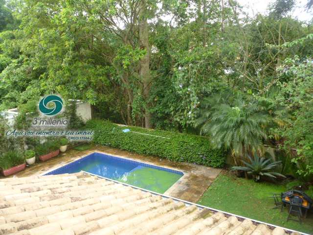 Casa em Cotia, no bairro Bosque do Vianna
