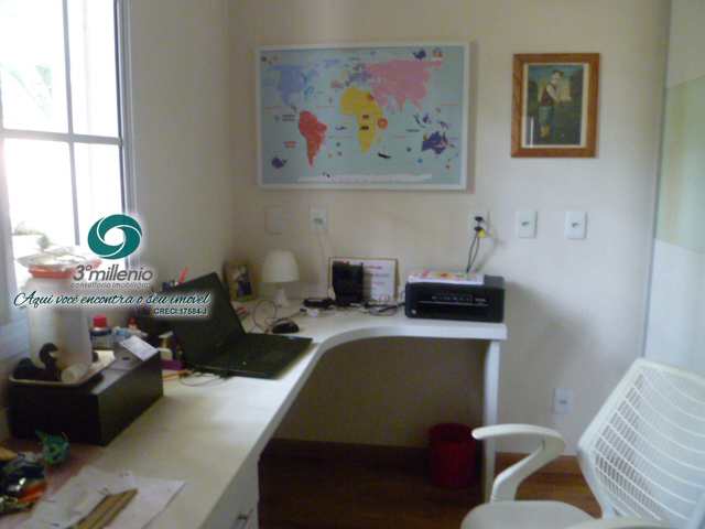 Casa em Cotia, no bairro Bosque do Vianna