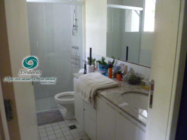 Casa em Cotia, no bairro Bosque do Vianna