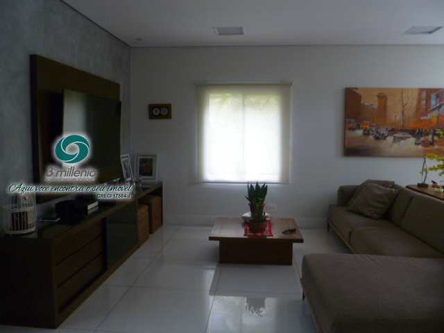 Casa em Cotia, no bairro Bosque do Vianna