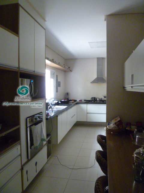 Casa em Cotia, no bairro Bosque do Vianna