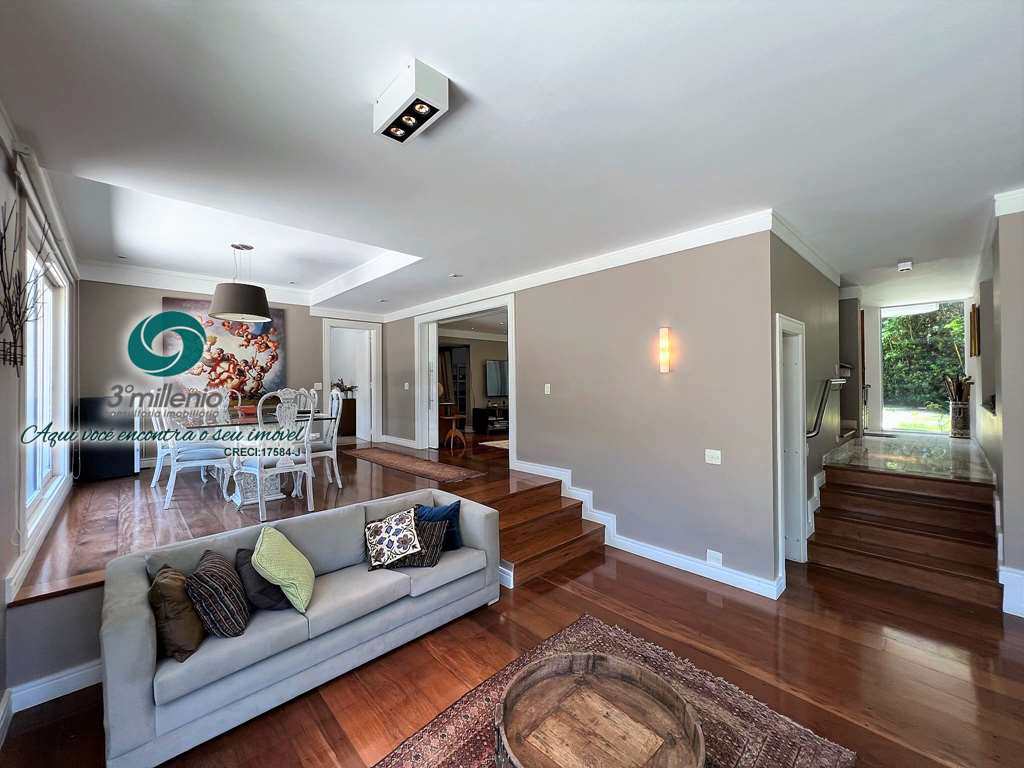 Casa em Jandira, no bairro Altos de São Fernando