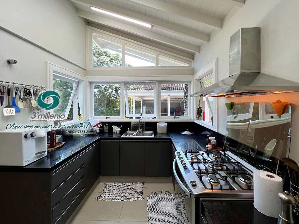 Casa em Jandira, no bairro Altos de São Fernando