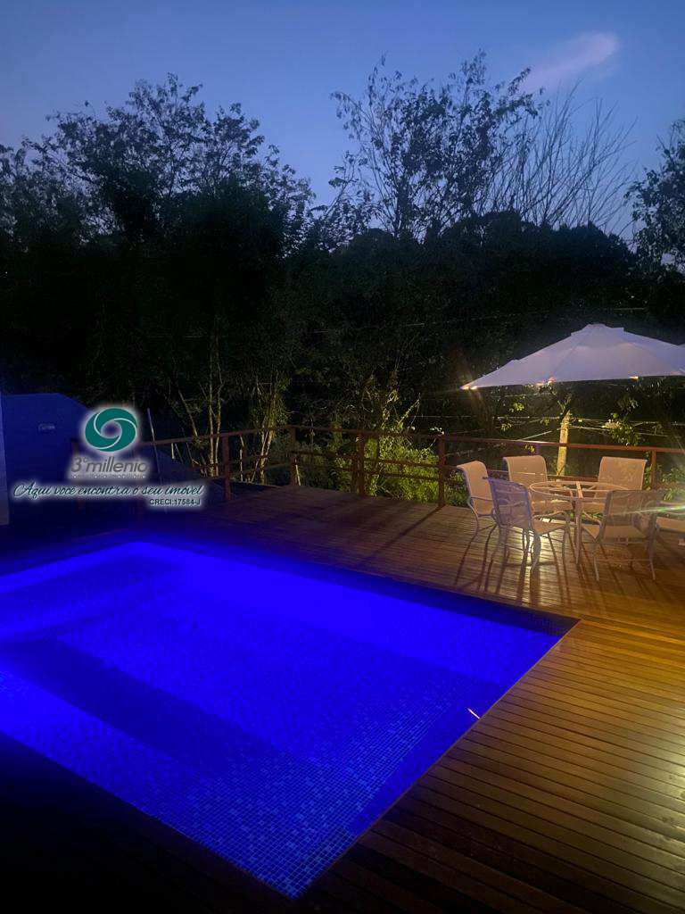 Casa em Cotia, no bairro Jardim Colibri