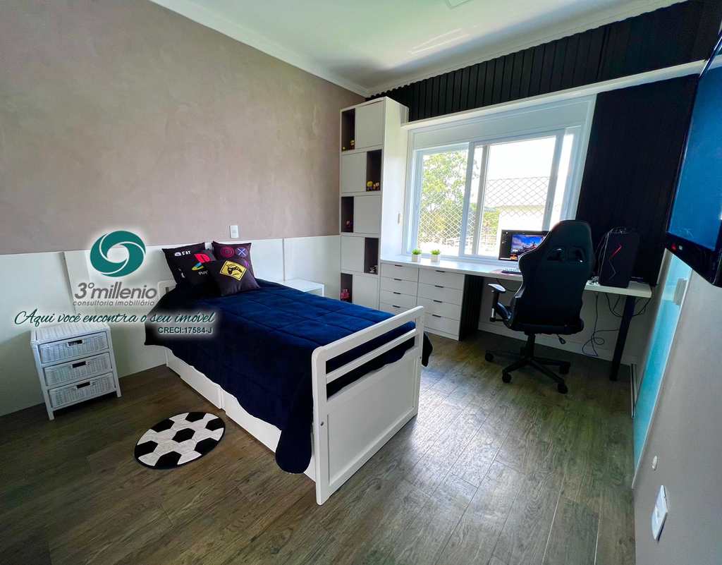 Casa em Cotia, no bairro Jardim Colibri