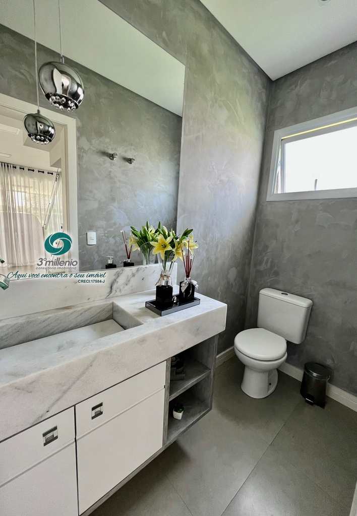 Casa em Cotia, no bairro Jardim Colibri