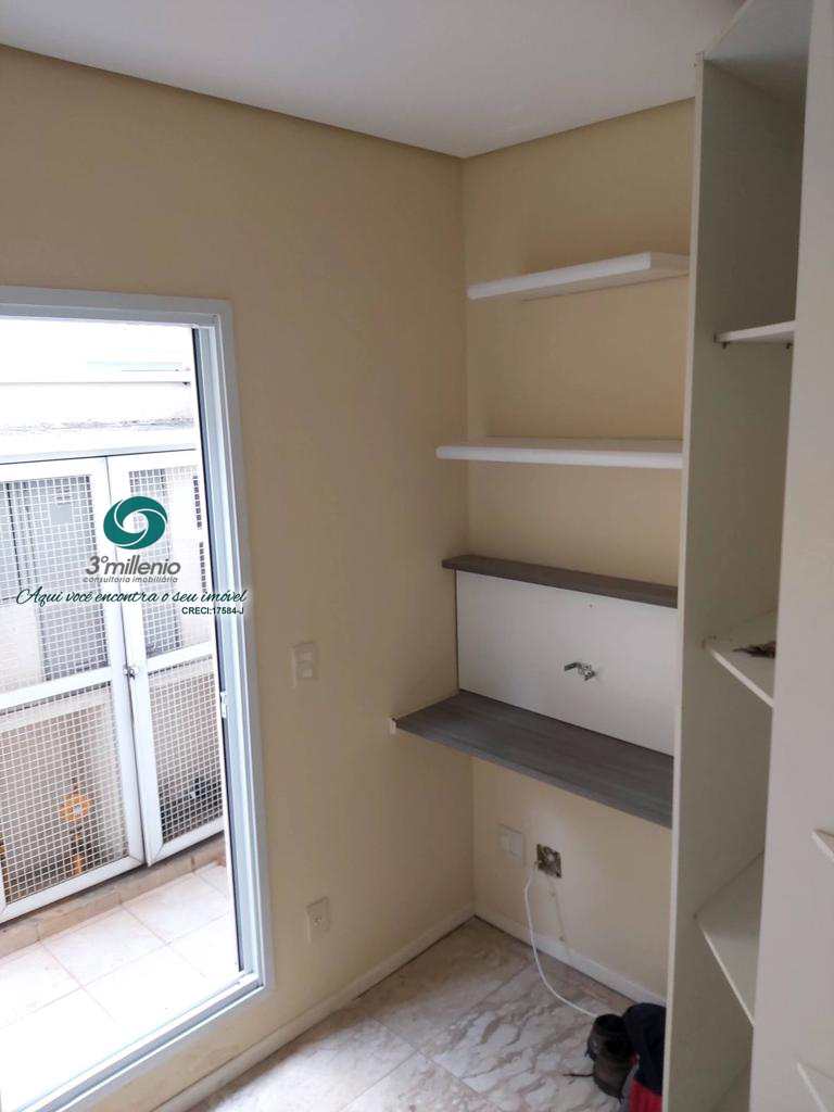 Casa em Cotia, no bairro Jardim Passárgada I