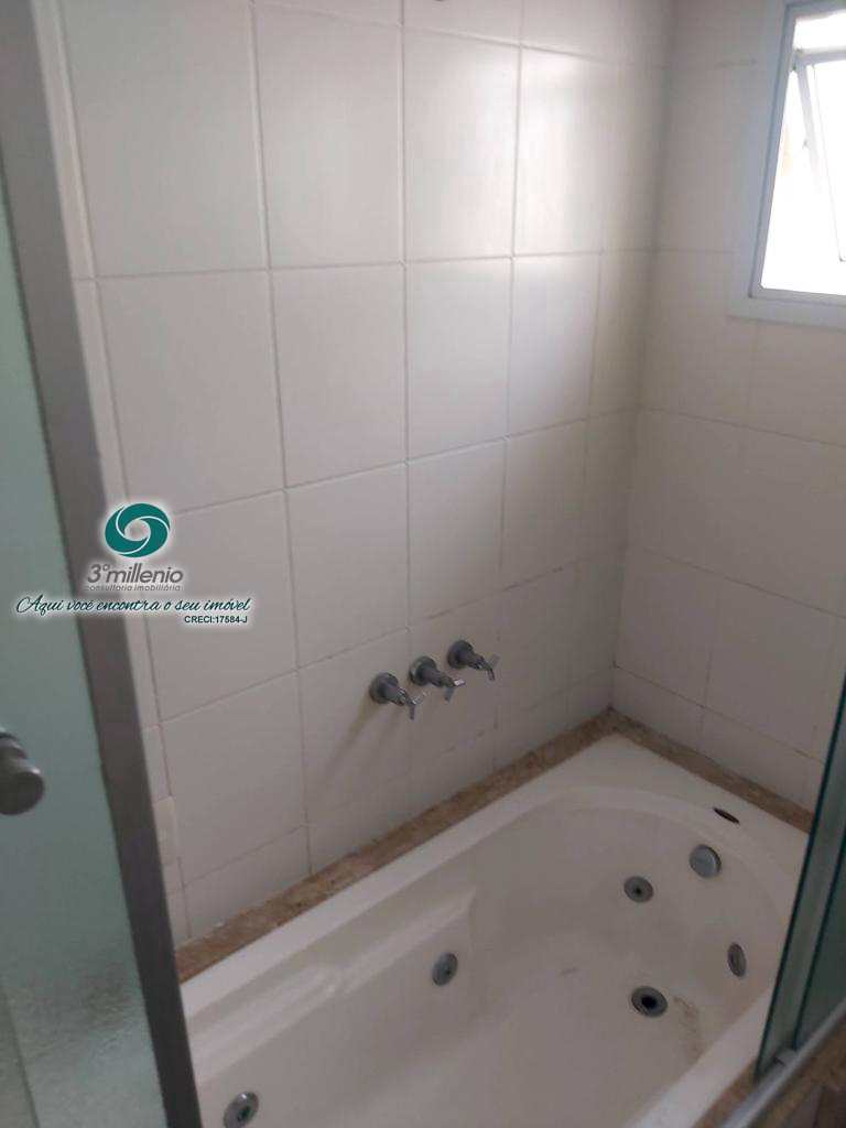 Casa em Cotia, no bairro Jardim Passárgada I