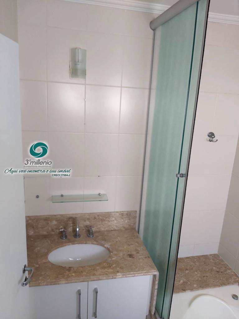 Casa em Cotia, no bairro Jardim Passárgada I