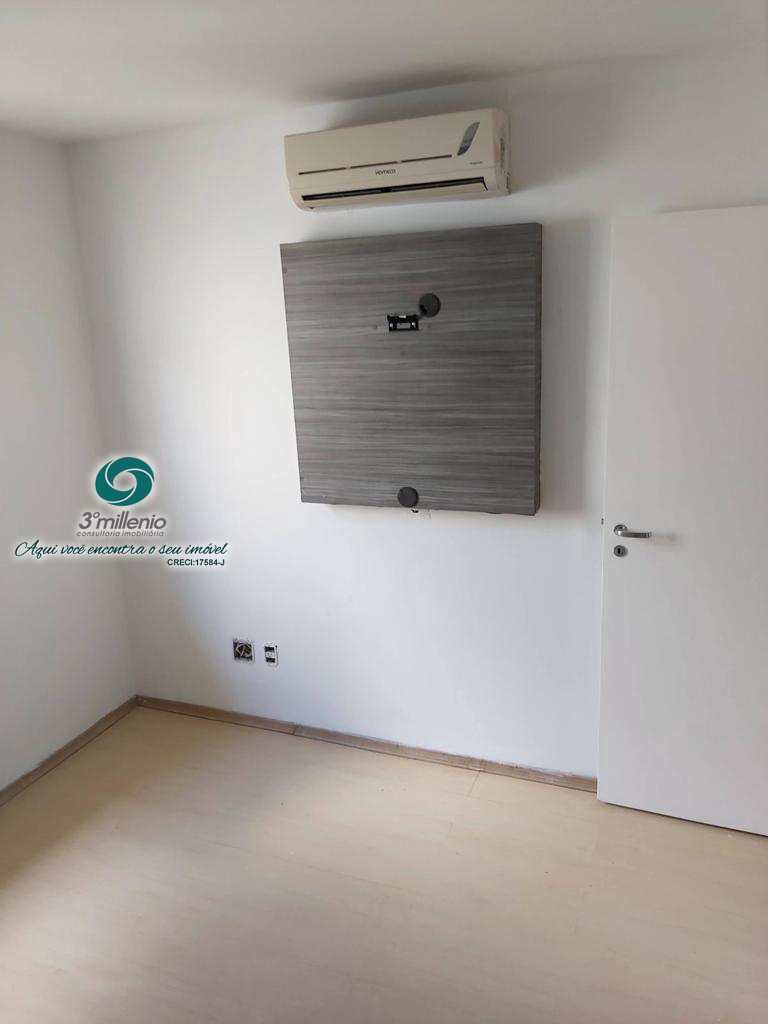 Casa em Cotia, no bairro Jardim Passárgada I