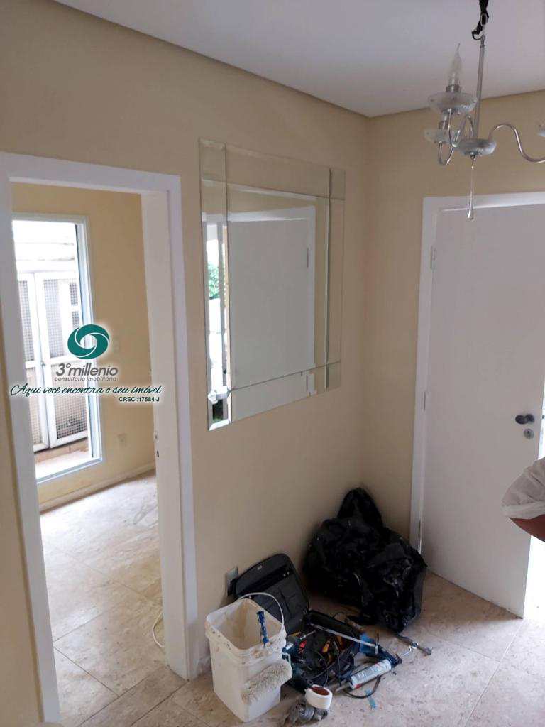 Casa em Cotia, no bairro Jardim Passárgada I