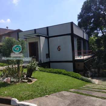 Casa em Embu das Artes, bairro Jardim Indaiá