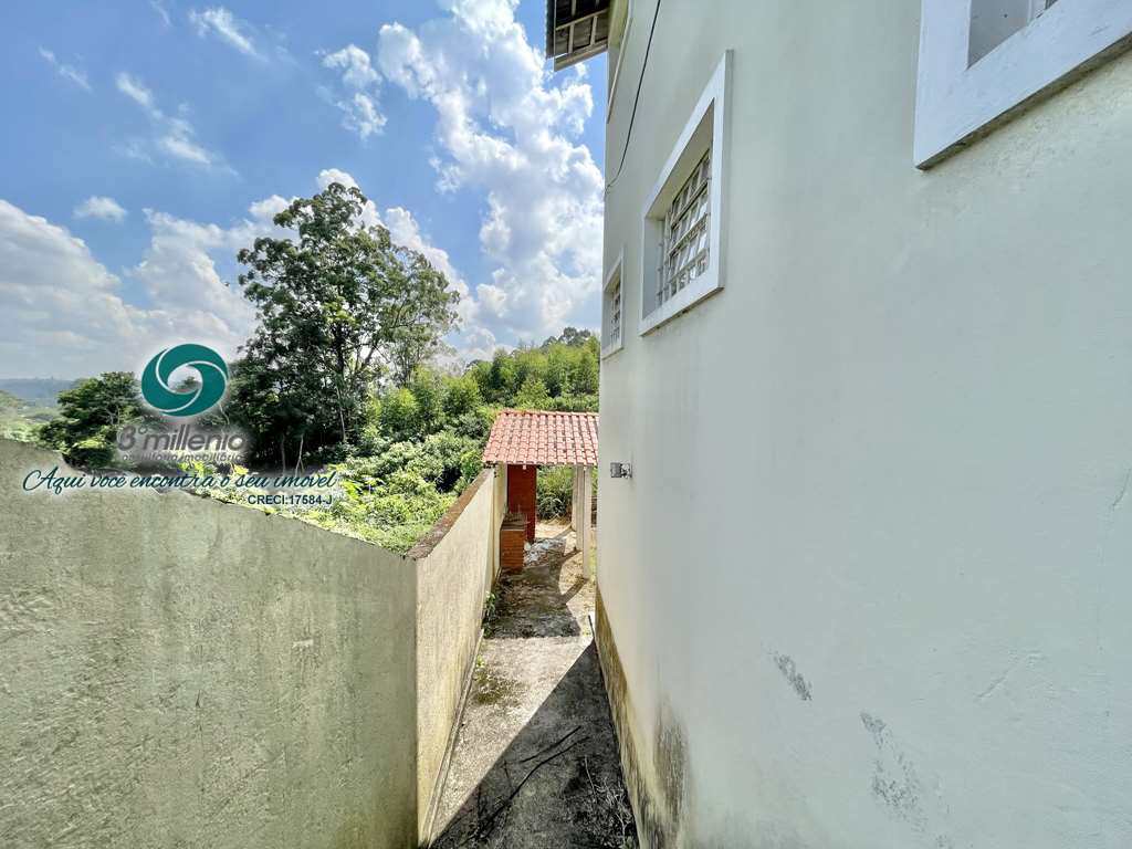 Casa Comercial em Cotia, no bairro Granja Viana II