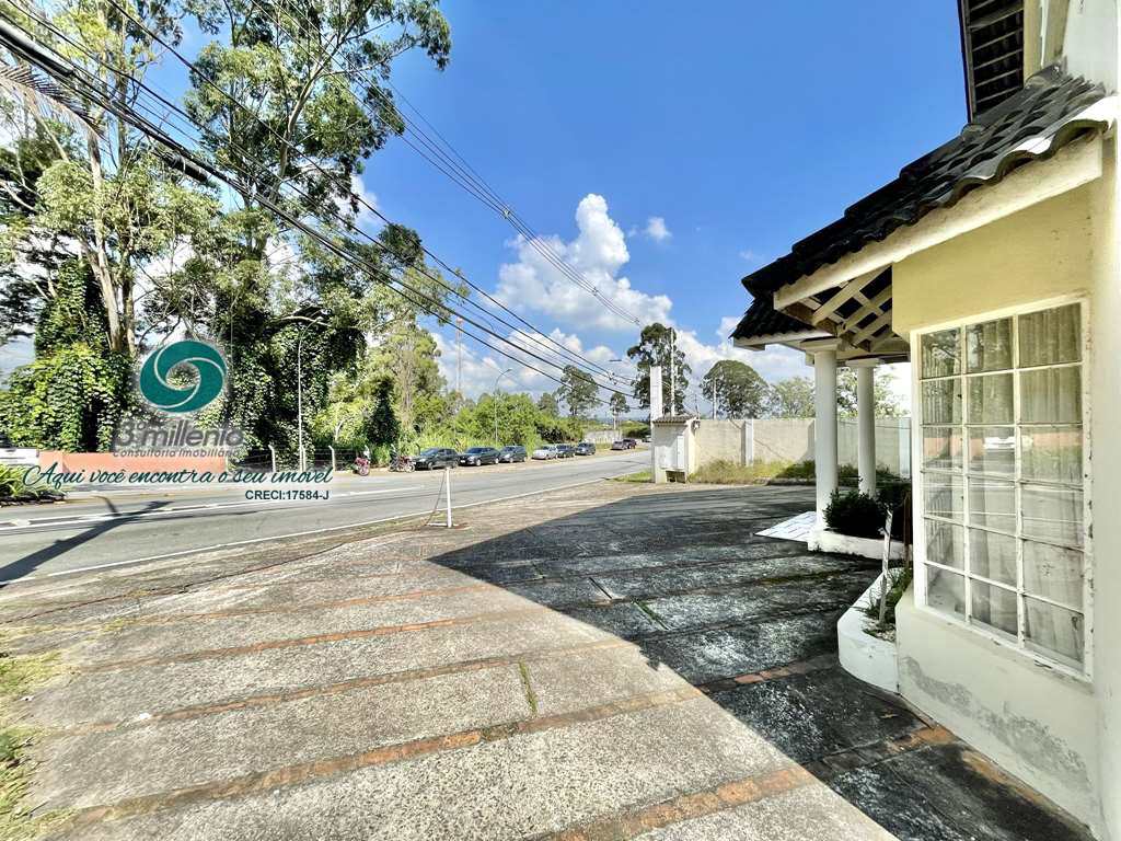 Casa Comercial em Cotia, no bairro Granja Viana II