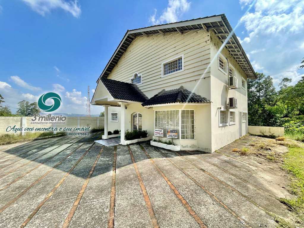 Casa Comercial em Cotia, no bairro Granja Viana II