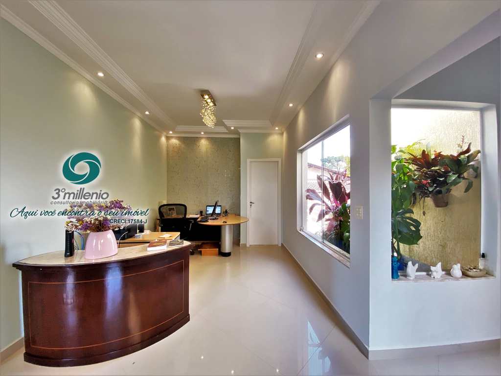 Casa em Cotia, no bairro Vila Hortência