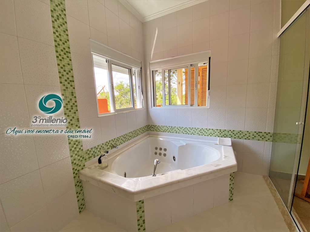 Casa em Cotia, no bairro Vila Hortência