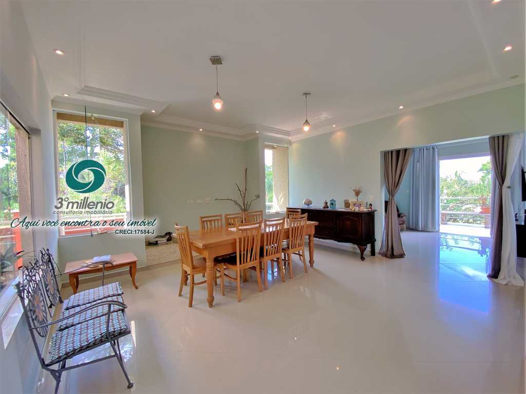 Casa em Cotia, no bairro Vila Hortência