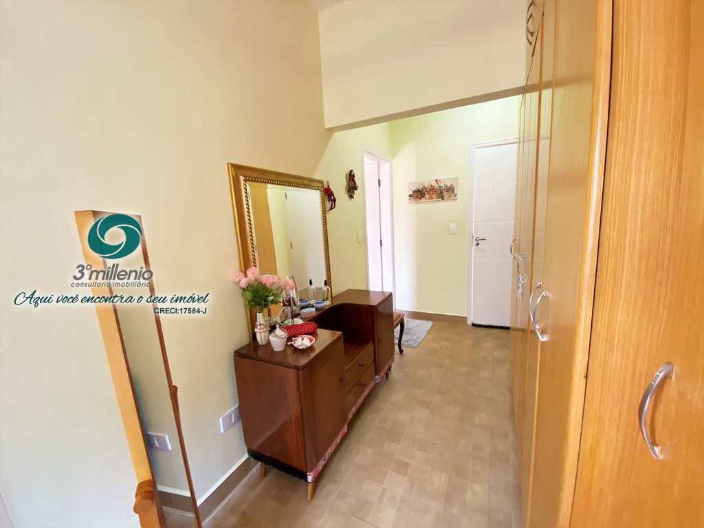 Casa em Cotia, no bairro Vila Hortência