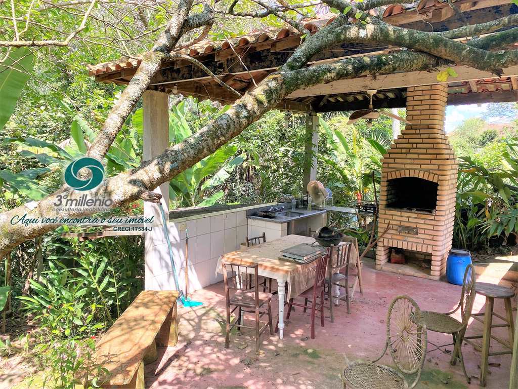 Casa em Cotia, no bairro Vila Hortência