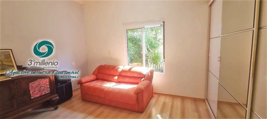 Casa em Cotia, no bairro Vila Hortência