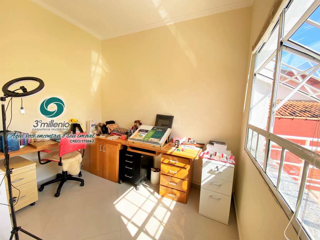 Casa em Cotia, no bairro Vila Hortência