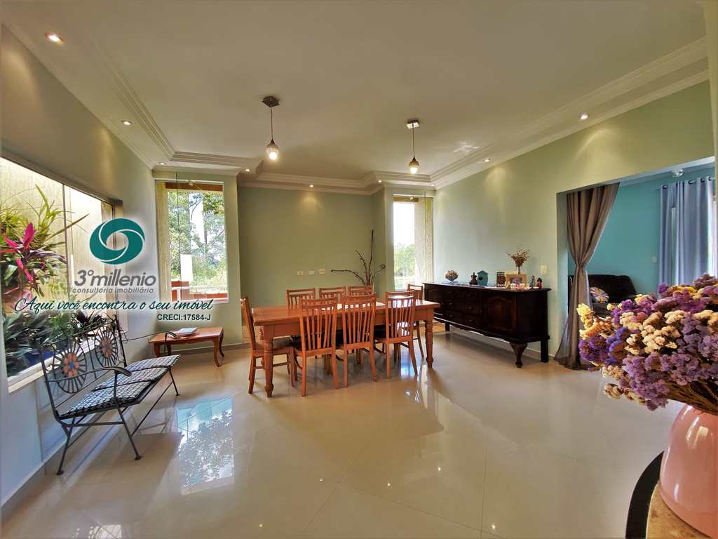 Casa em Cotia, no bairro Vila Hortência