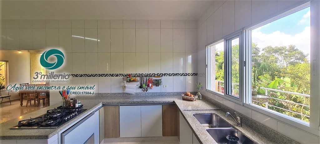 Casa em Cotia, no bairro Vila Hortência