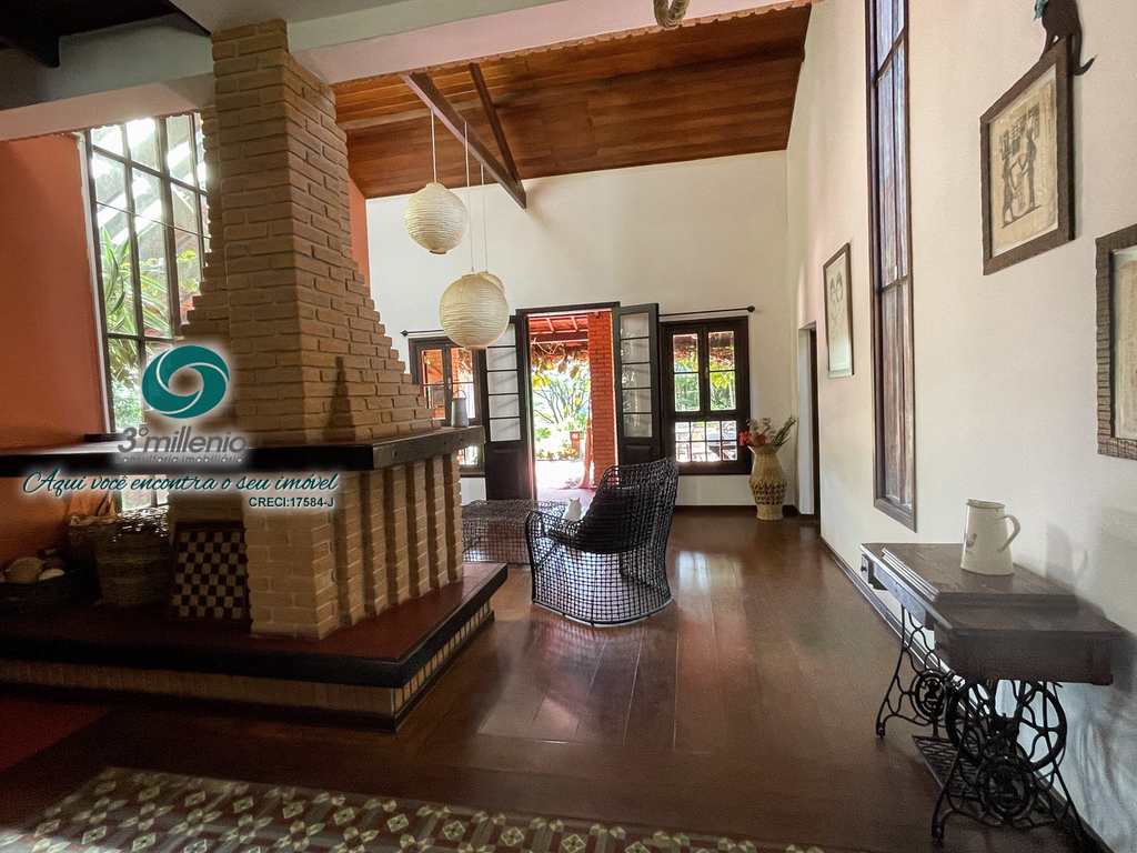 Casa em Cotia, no bairro Granja Viana II