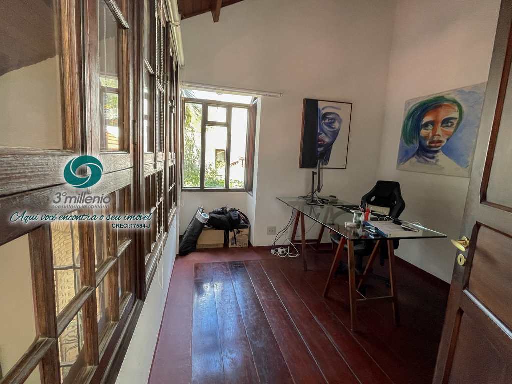 Casa em Cotia, no bairro Granja Viana II