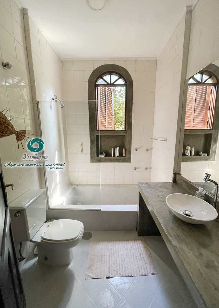 Casa em Cotia, no bairro Granja Viana II