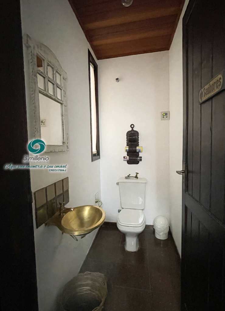 Casa em Cotia, no bairro Granja Viana II