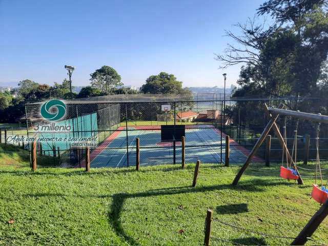 Casa em Carapicuíba, no bairro Golf Park