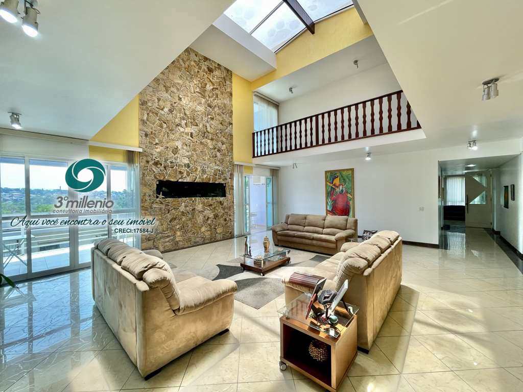 Casa em Carapicuíba, no bairro Golf Park