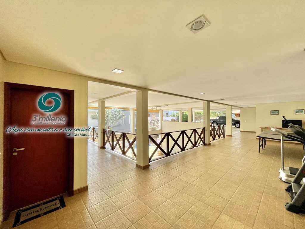 Casa em Carapicuíba, no bairro Golf Park