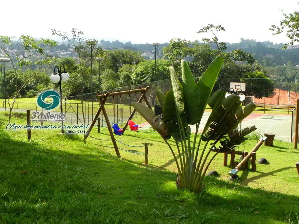 Casa em Carapicuíba, no bairro Golf Park