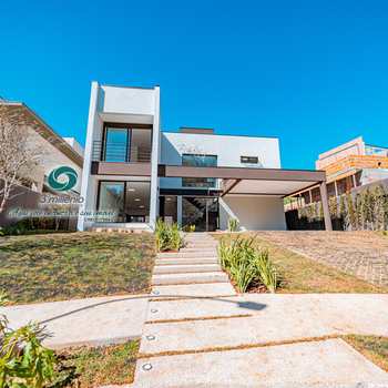 Casa em Embu das Artes, bairro Moinho Velho