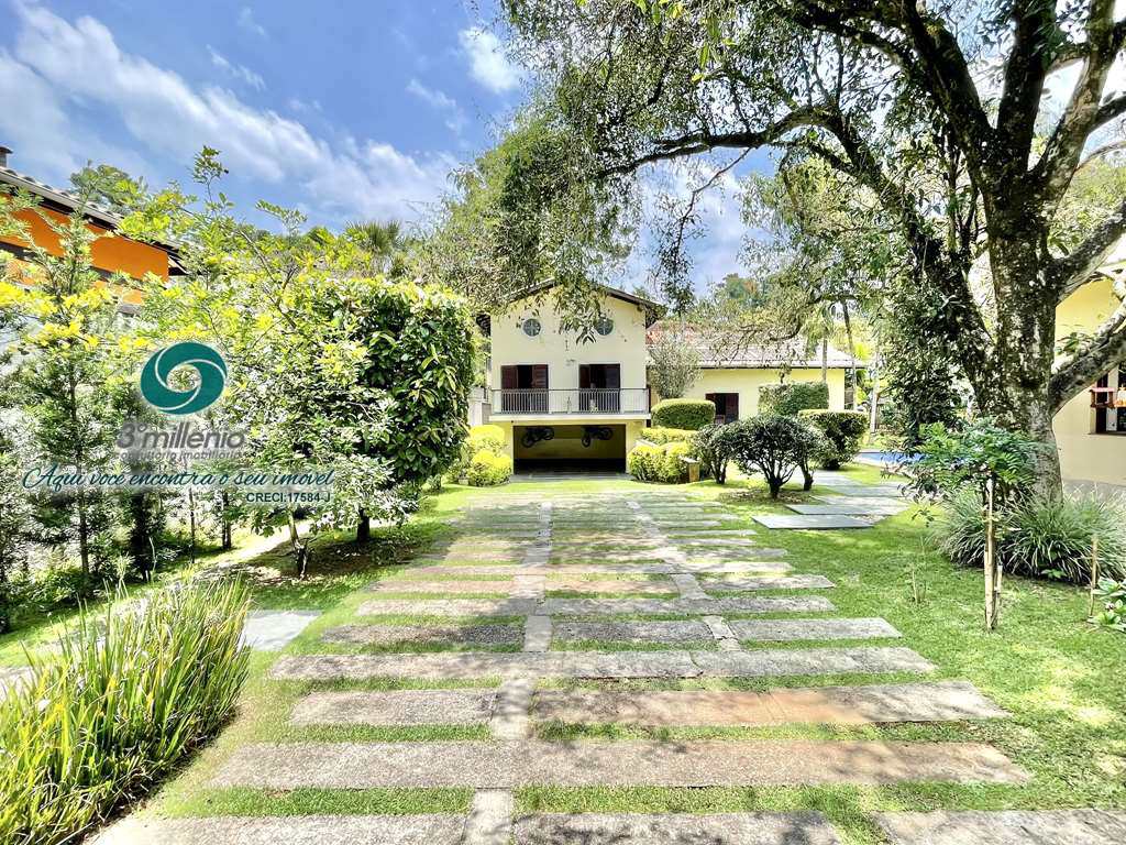 Casa em Cotia, no bairro Chácara Eliana