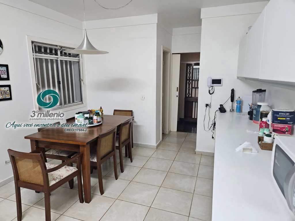 Casa em Cotia, no bairro Chácara Eliana