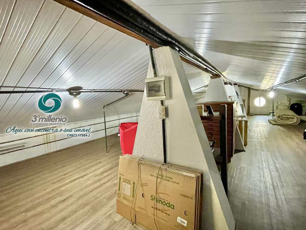 Casa em Cotia, no bairro Chácara Eliana