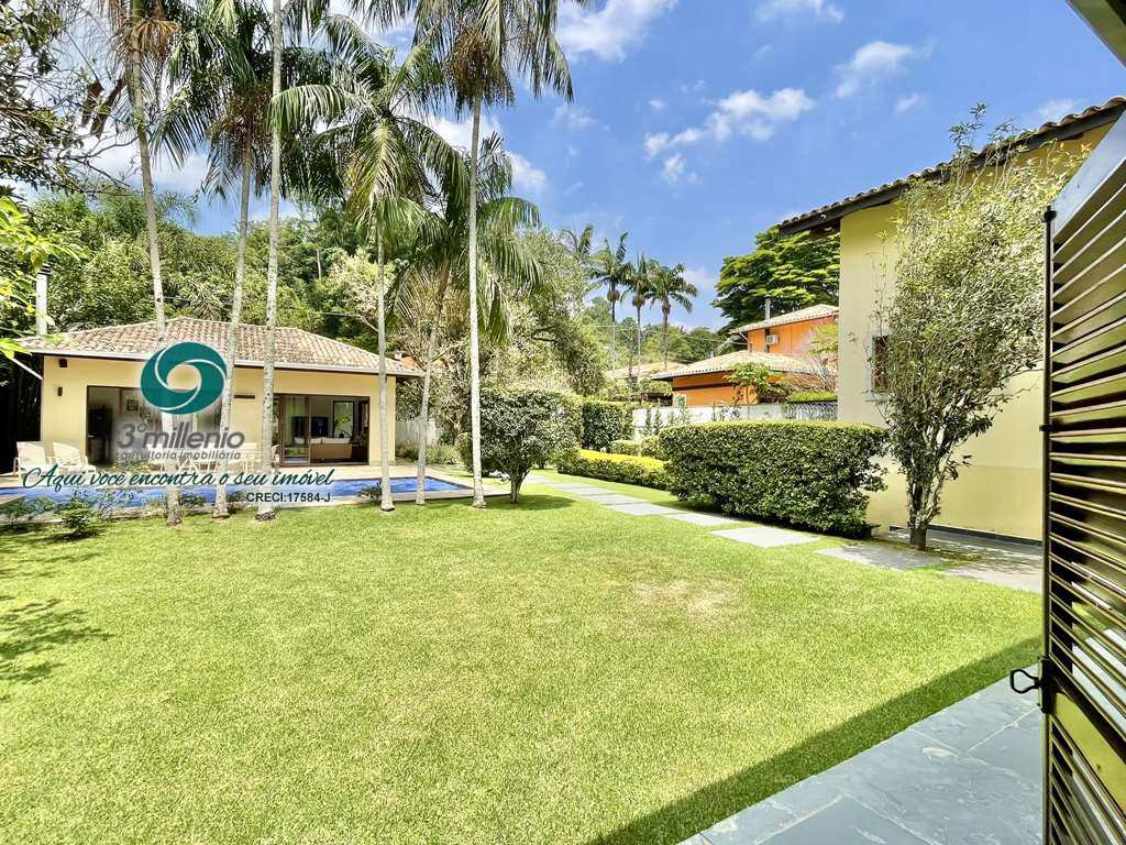 Casa em Cotia, no bairro Chácara Eliana