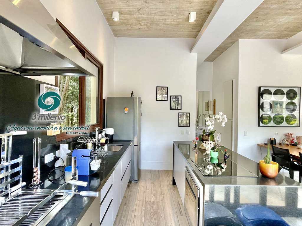 Casa em Cotia, no bairro Chácara Eliana