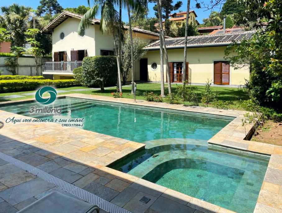 Casa em Cotia, no bairro Chácara Eliana